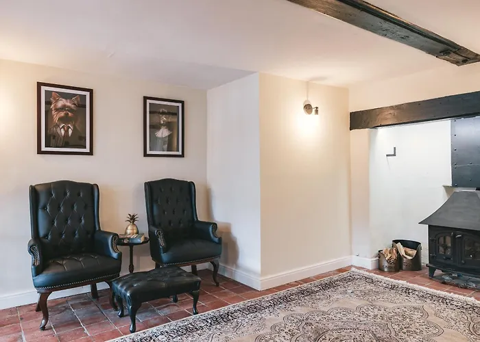 House With A Cinema And Games Room, Sleeps 17