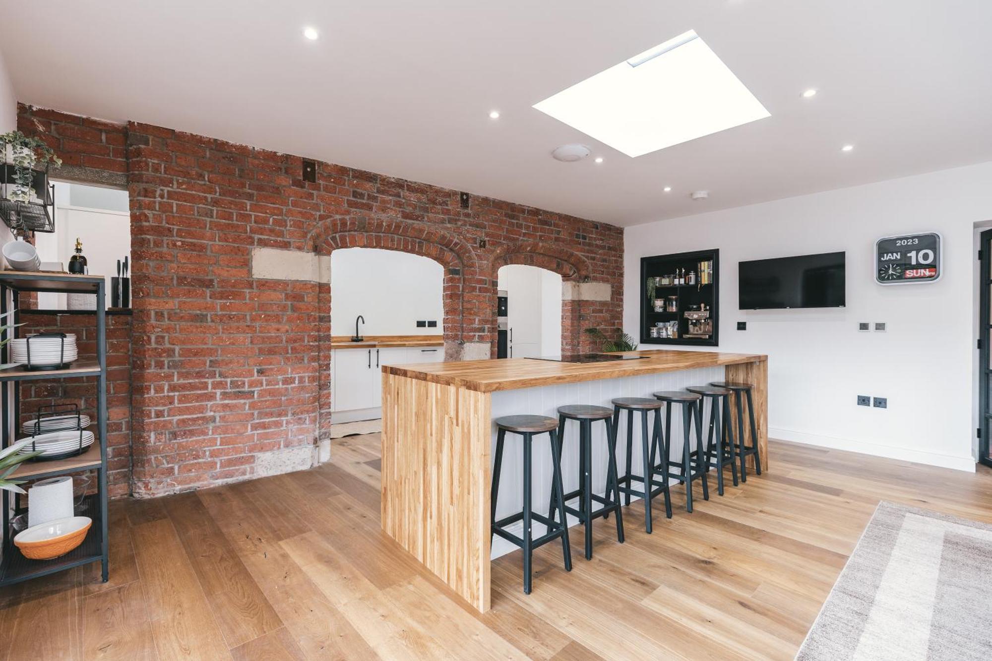 House With A Cinema And Games Room, Sleeps 17 Holiday home *